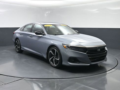 Used 2021 Honda Accord Sport image 18