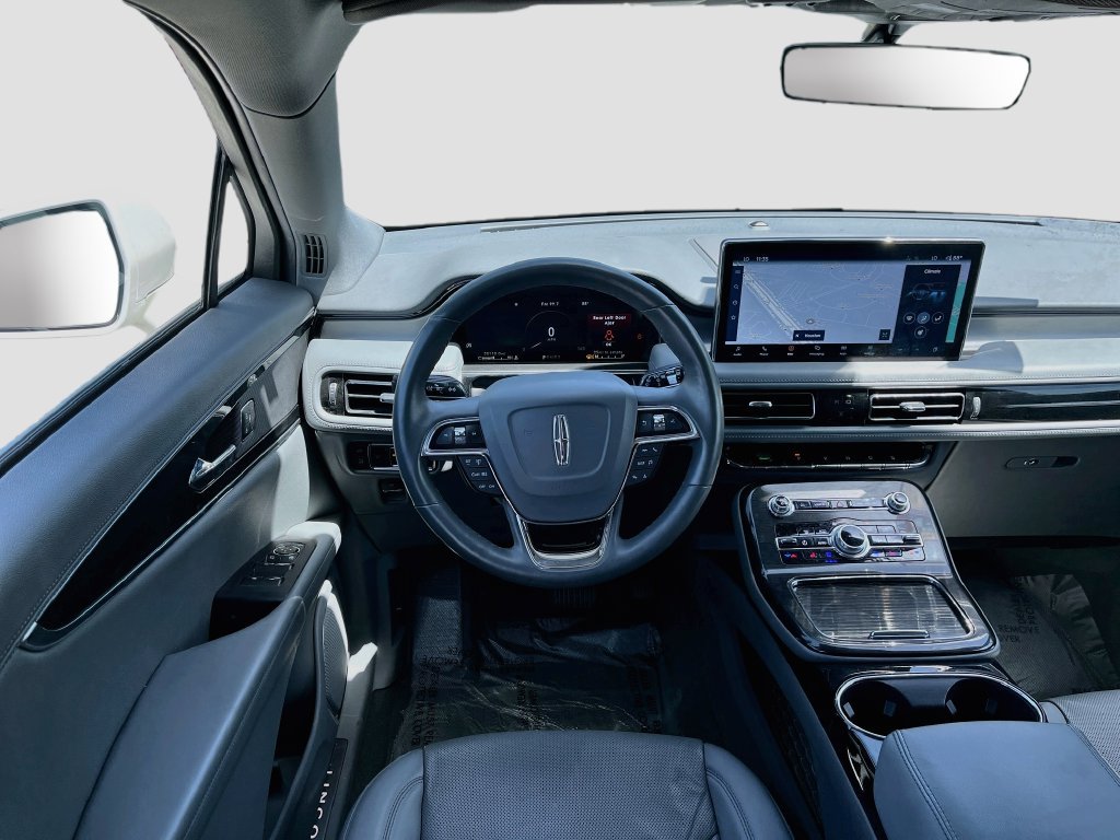 Used 2022 Lincoln Nautilus Reserve FWD image 23