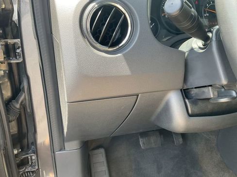 Used 2016 Jeep Patriot High Altitude AWD/4WD image 17