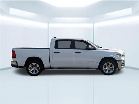 Used 2025 RAM 1500 Big Horn AWD/4WD image 7