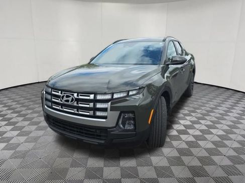 Certified 2025 Hyundai Santa Cruz SEL AWD/4WD image 4