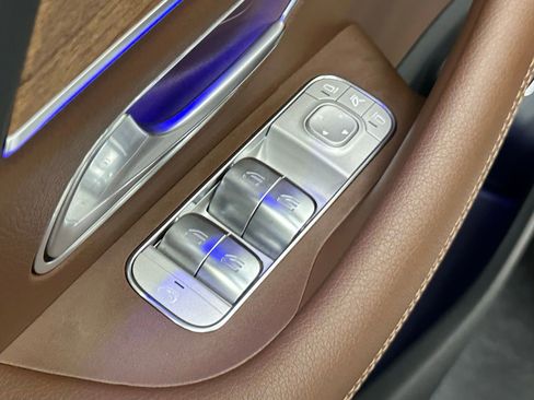 Certified 2025 Mercedes-Benz GLS 450 GLS 450 image 19