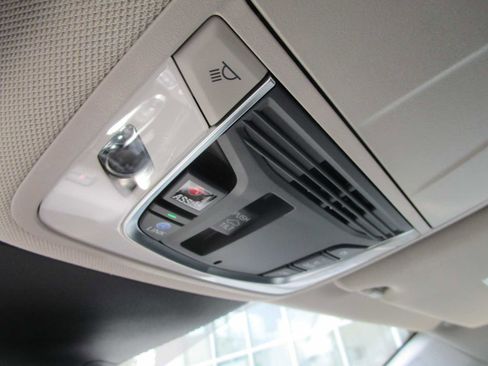 Certified 2025 Acura TLX w/ Technology Package image 25