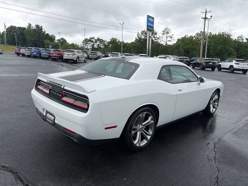 Used 2021 Dodge Challenger R/T RWD image 10