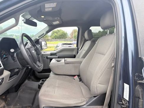 Used 2015 Ford F150 XLT w/ Equipment Group 302A Luxury AWD/4WD image 11