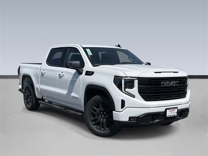 New 2025 GMC Sierra 1500 Elevation w/ LPO, Elevation Black Package