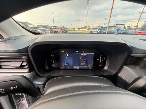 Used 2025 Ford Maverick XL FWD image 17