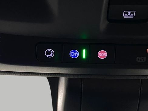 Used 2021 GMC Yukon XL Denali image 29