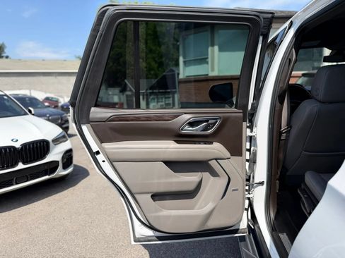 Used 2021 Chevrolet Tahoe LT AWD/4WD image 37