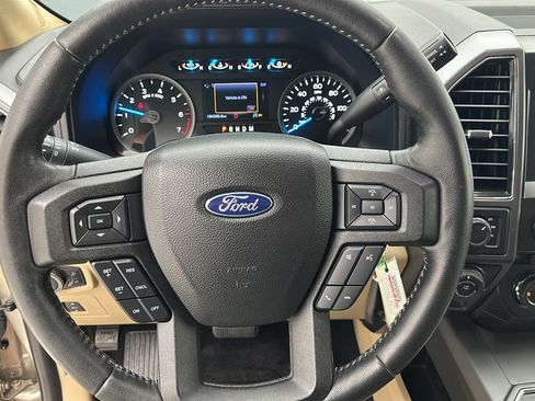 Used 2017 Ford F150 XLT w/ Equipment Group 302A Luxury AWD/4WD image 17