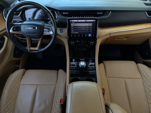 Used 2021 Jeep Grand Cherokee L Summit AWD/4WD image 13
