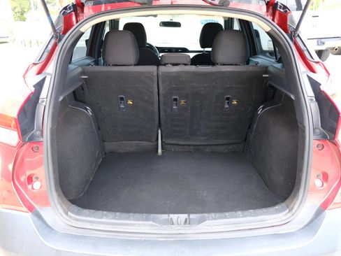 Used 2019 Nissan Kicks SV FWD image 13
