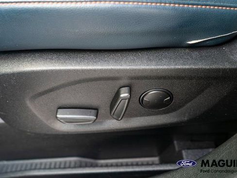 Used 2024 Ford Edge SEL w/ Sport Appearance Package AWD/4WD image 18