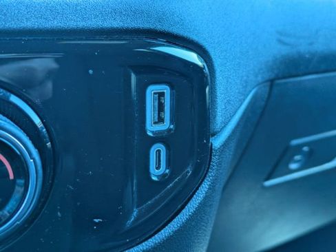 Used 2024 Chevrolet Silverado 2500 LT image 24