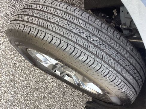 Used 2025 Ford Maverick XLT w/ XLT Luxury Package image 17