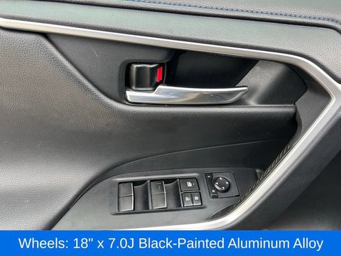 Used 2020 Toyota RAV4 XSE w/ XSE Grade Weather Package AWD/4WD image 18