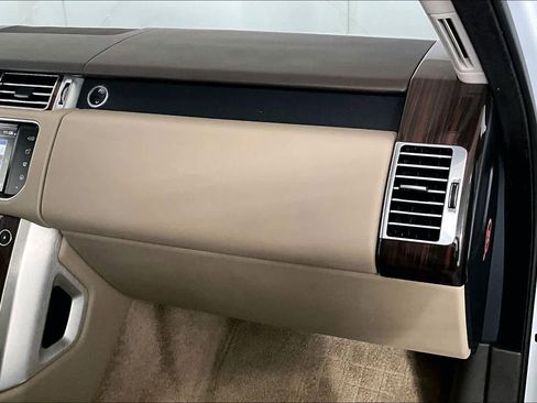 Used 2016 Land Rover Range Rover Supercharged image 19