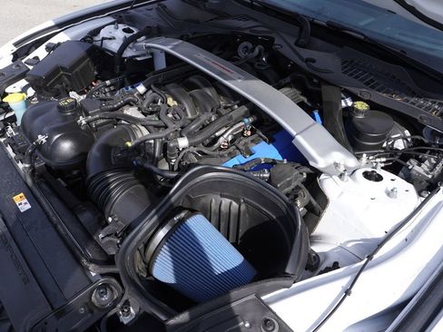 Used 2017 Ford Mustang Shelby GT350 image 16