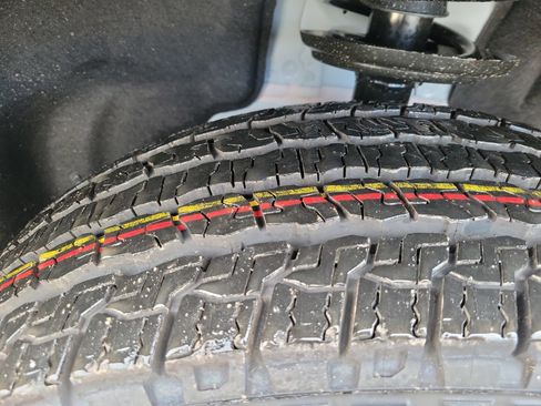 New 2026 GMC Acadia AT4 w/ Luxury Package image 12