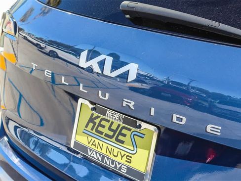 Used 2024 Kia Telluride SX Prestige image 9
