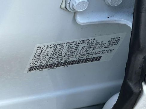 Used 2022 Acura MDX SH-AWD w/ Technology Package image 11