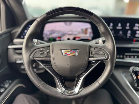 Used 2024 Cadillac Escalade V w/ LPO, ONYX Package image 15