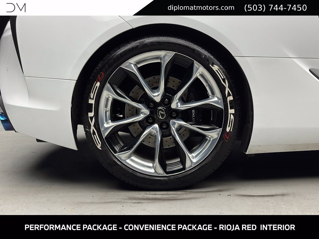 Used 2018 Lexus LC 500 Coupe w/ Performance Package RWD image 31