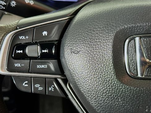 Used 2020 Honda Accord LX image 11