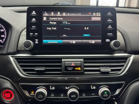Used 2018 Honda Accord Sport image 15