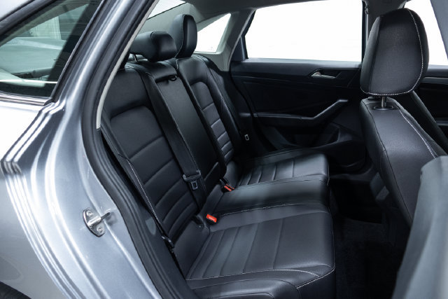 Used 2024 Volkswagen Jetta SE FWD image 22