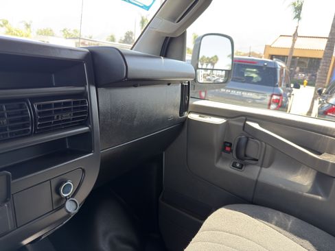 Used 2025 GMC Savana 2500 w/ Driver Convenience Package RWD image 31