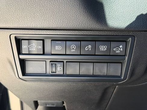 Used 2026 Toyota Tundra Limited AWD/4WD image 21