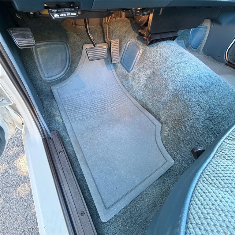 Used 1991 Chevrolet S10 Pickup 2WD Regular Cab image 22