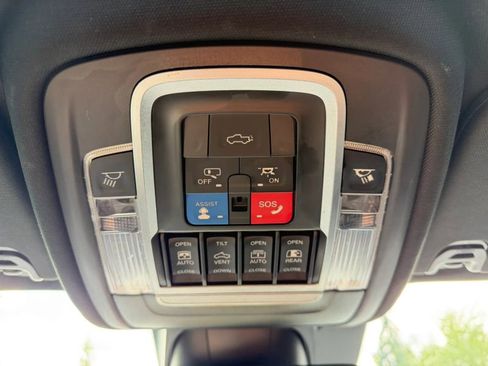 Used 2021 RAM 1500 Limited AWD/4WD image 24