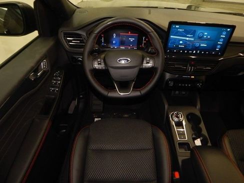 New 2026 Ford Escape ST-Line w/ Tech Pack #1 image 11