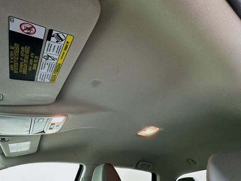 Used 2023 Toyota Tacoma SR image 11