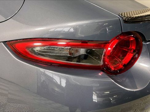 Used 2020 MAZDA MX-5 Miata Grand Touring RWD image 26