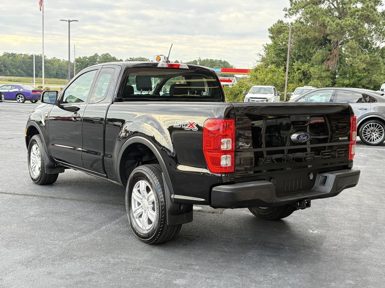 Used 2020 Ford Ranger XL w/ Equipment Group 101A Mid RWD image 3