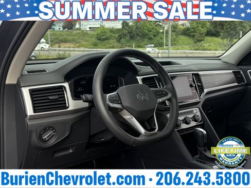 Used 2023 Volkswagen Atlas SE AWD/4WD image 12