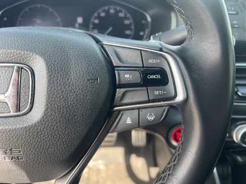 Used 2022 Honda Accord Sport image 17