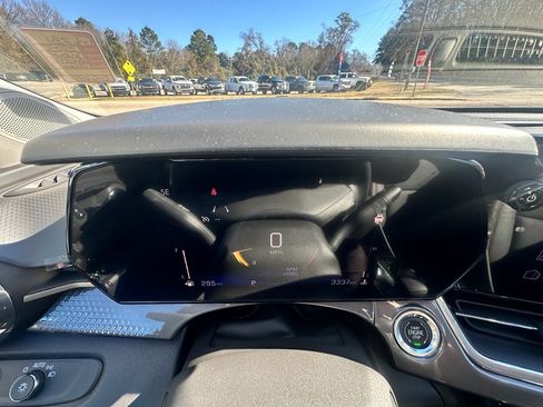 New 2025 Chevrolet Trax ACTIV image 10