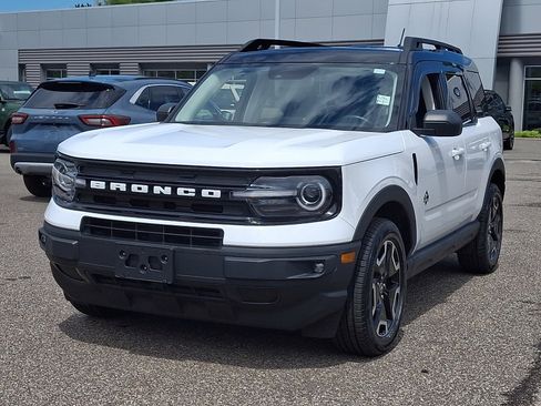 Certified 2023 Ford Bronco Sport Outer Banks AWD/4WD image 4