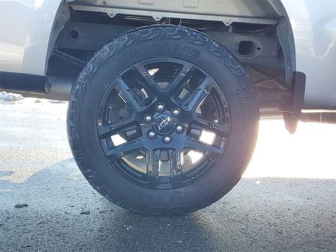 Used 2022 Chevrolet Silverado 1500 Custom Trail Boss w/ Safety Confidence Package image 5