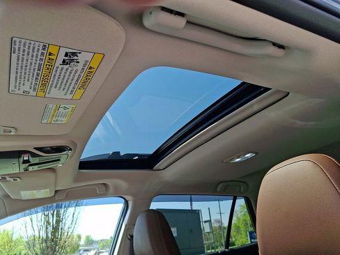 Certified 2023 Subaru Outback Touring XT AWD/4WD image 16
