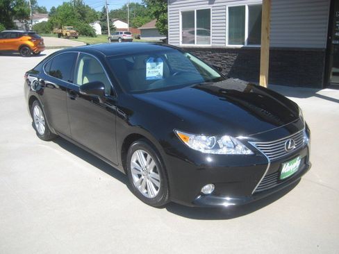 Used 2015 Lexus ES 350 FWD image 2