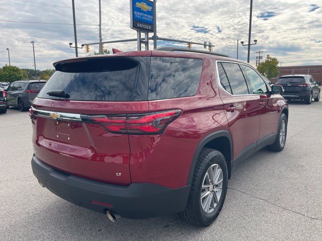 Used 2023 Chevrolet Traverse LT FWD image 3
