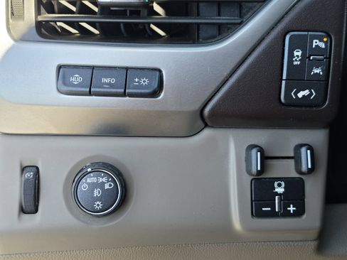 Used 2019 Chevrolet Tahoe Premier w/ Max Trailering Package image 31