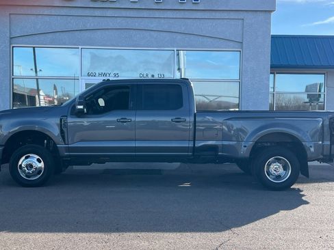 Used 2023 Ford F350 Platinum AWD/4WD image 8