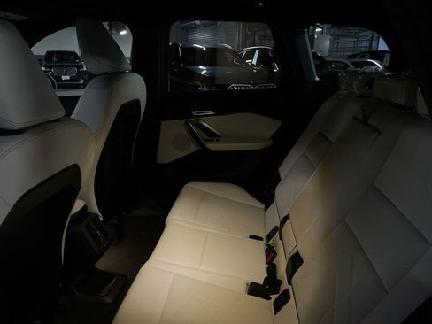 New 2026 BMW X1 xDrive28i w/ Technology Package image 23