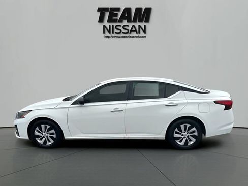 Certified 2025 Nissan Altima 2.5 S FWD image 14